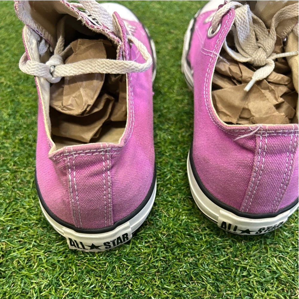 Converse Chuck Taylor All Star Low Top Magenta Pink Sneaker 130121F Men 8 Wos 10 - Picture 3 of 5